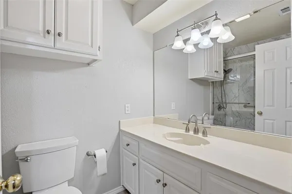 $2,000 | 5845 Water Ridge Drive, Arlington, TX 76016