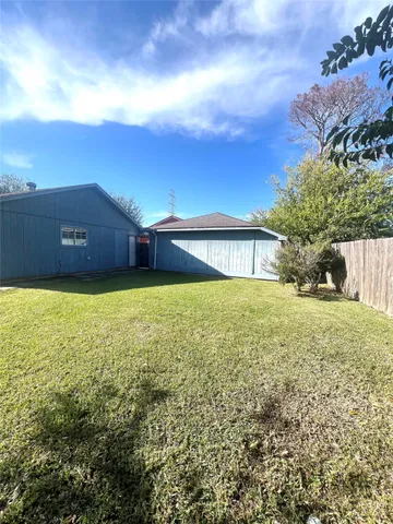 $2,100 | 10515 Sagewind Drive, Houston, TX 77089