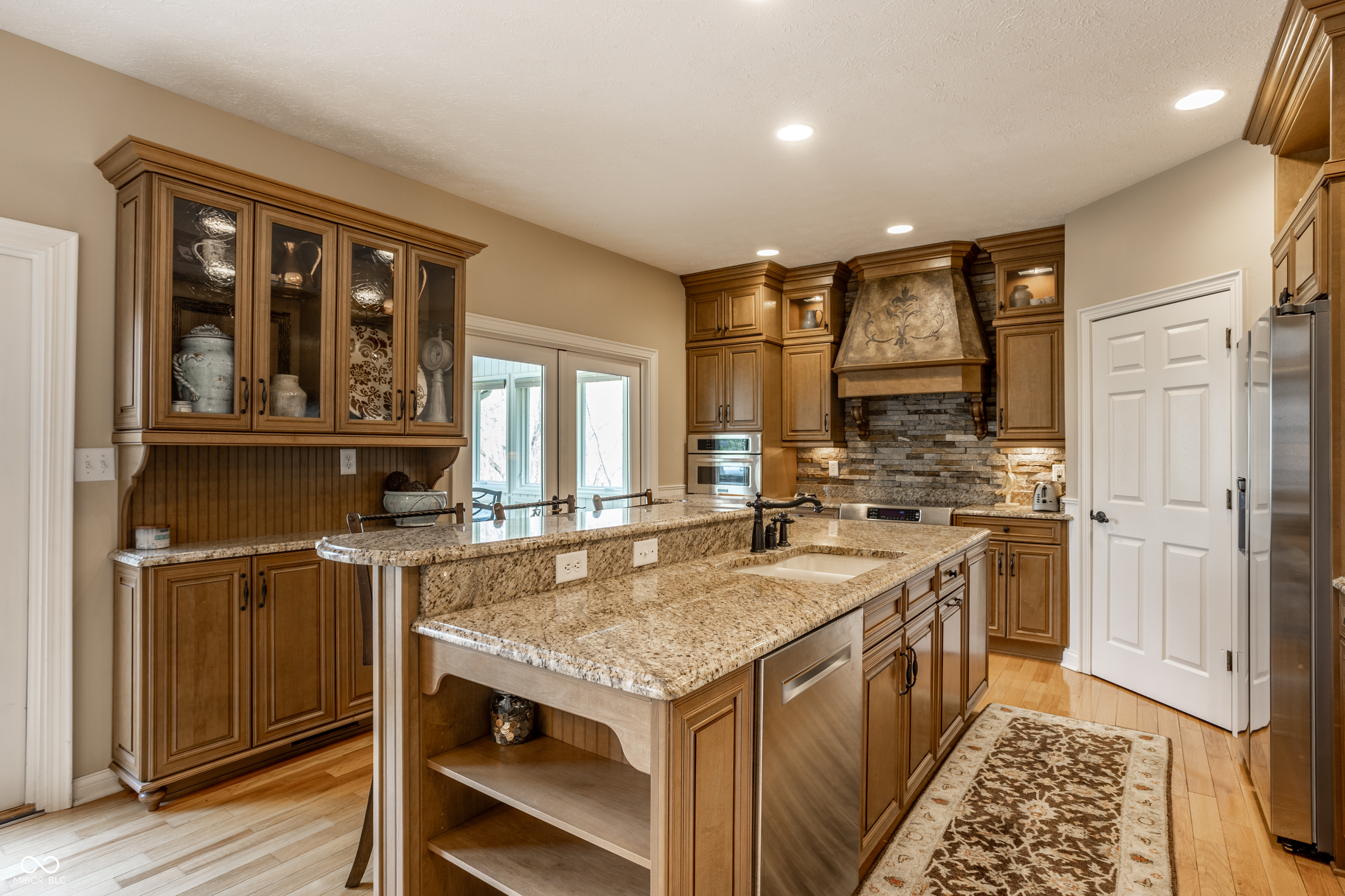 12554 Fieldstone Place Fishers, IN 46038 - Photo 11 of 66