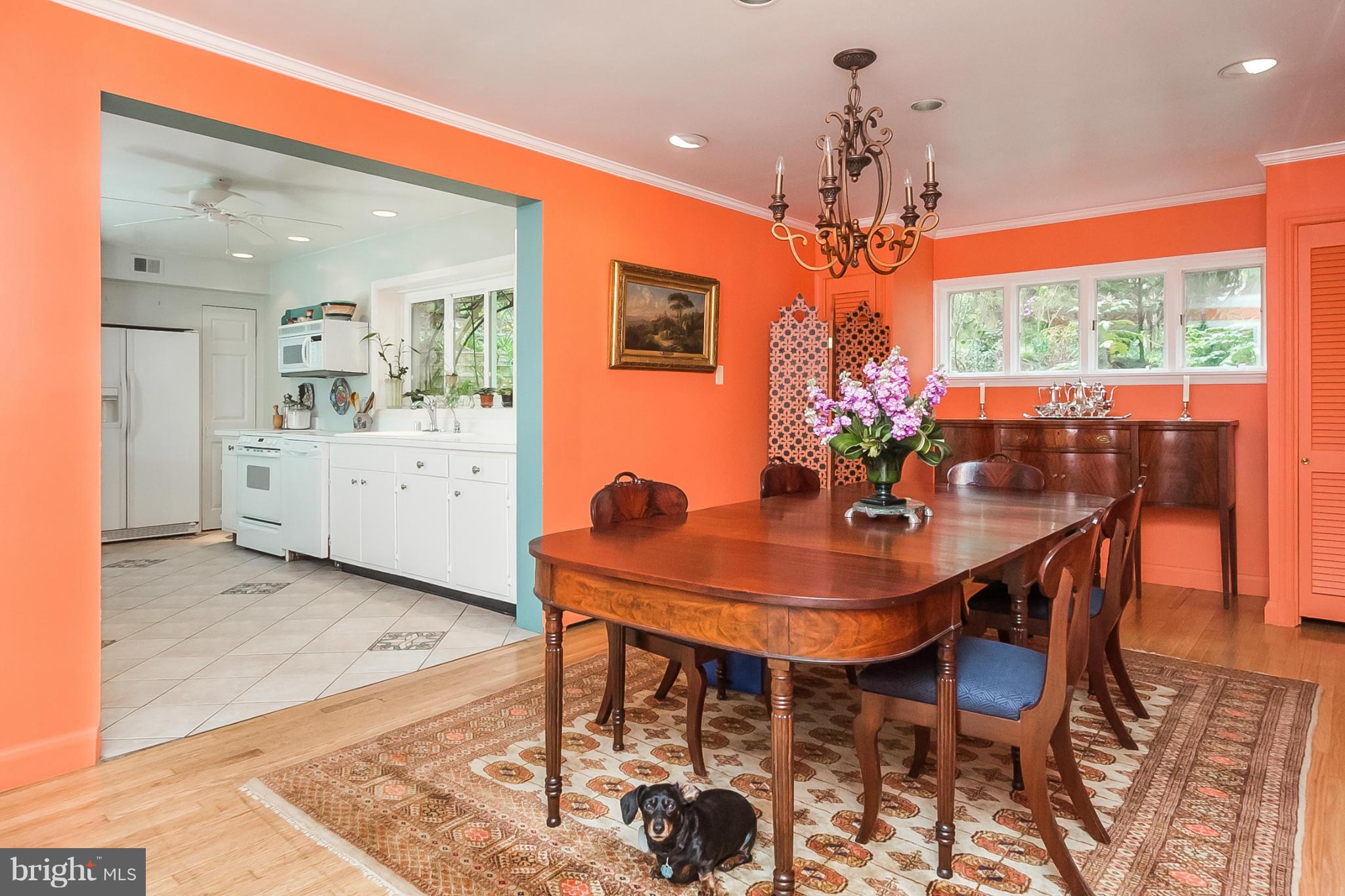 909 Army Road Baltimore, MD 21204 - Photo 6 of 29 Dining Room