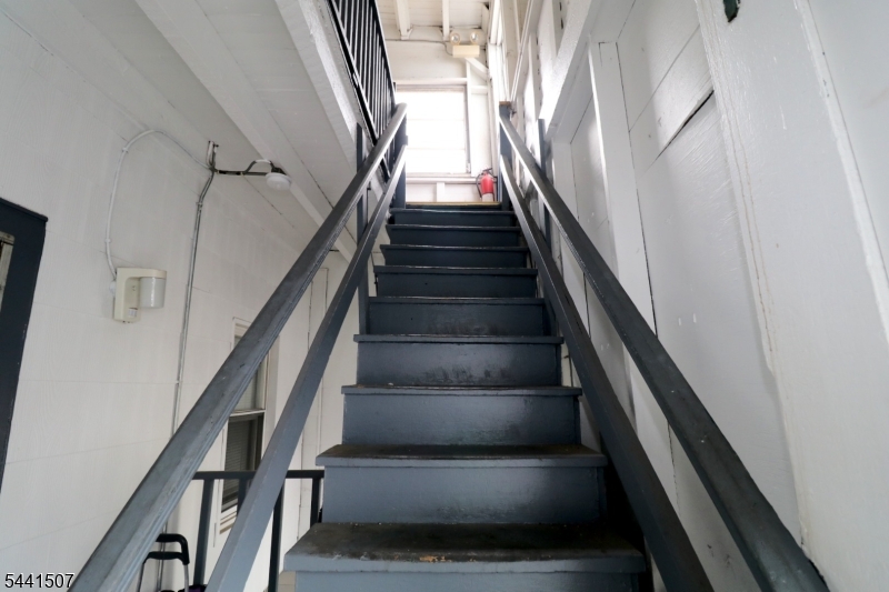 66 Chambers Street Newark, NJ 07105 - Photo 6 of 19