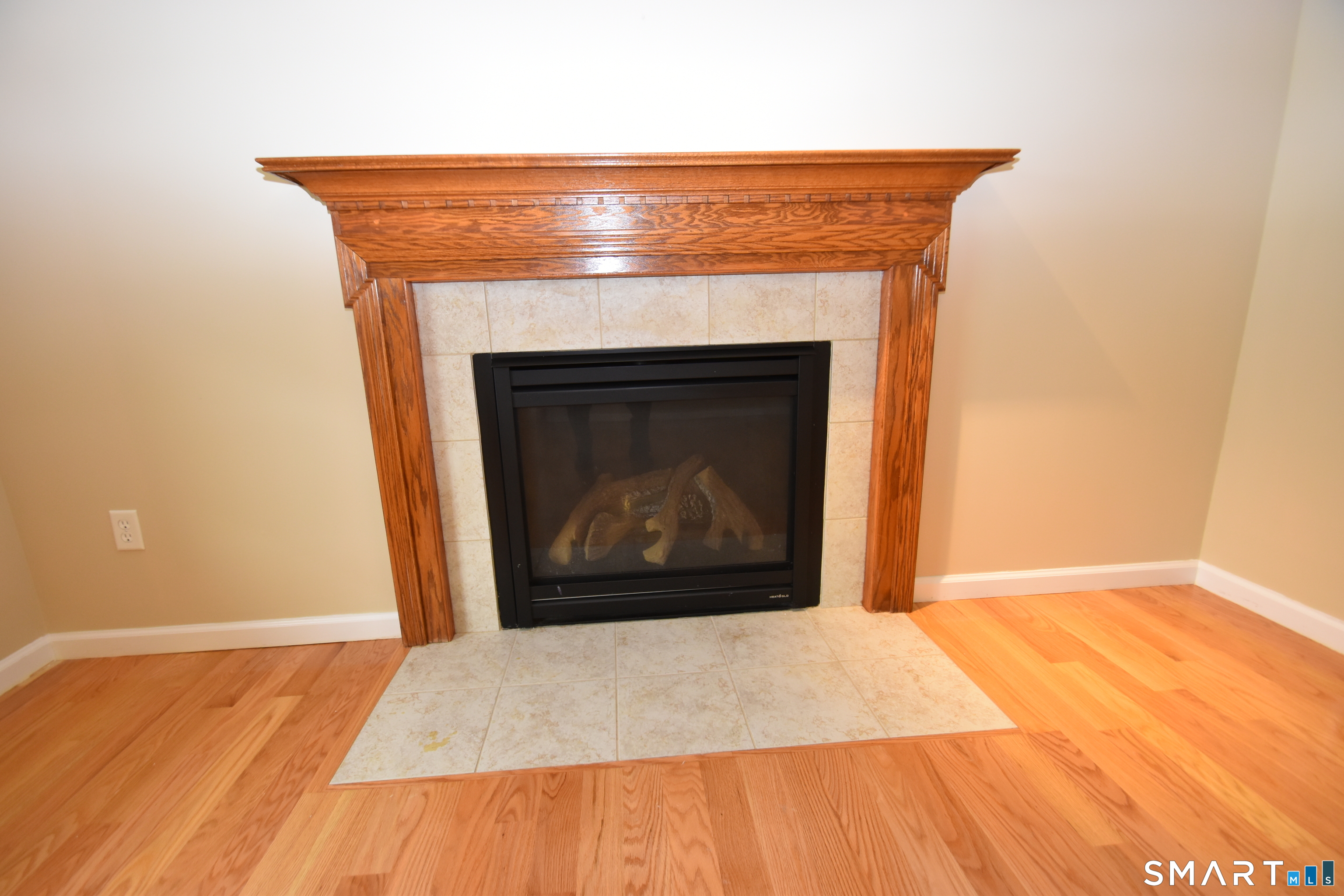 1 Morello Circle Windsor, CT 06095 - Photo 12 of 28
