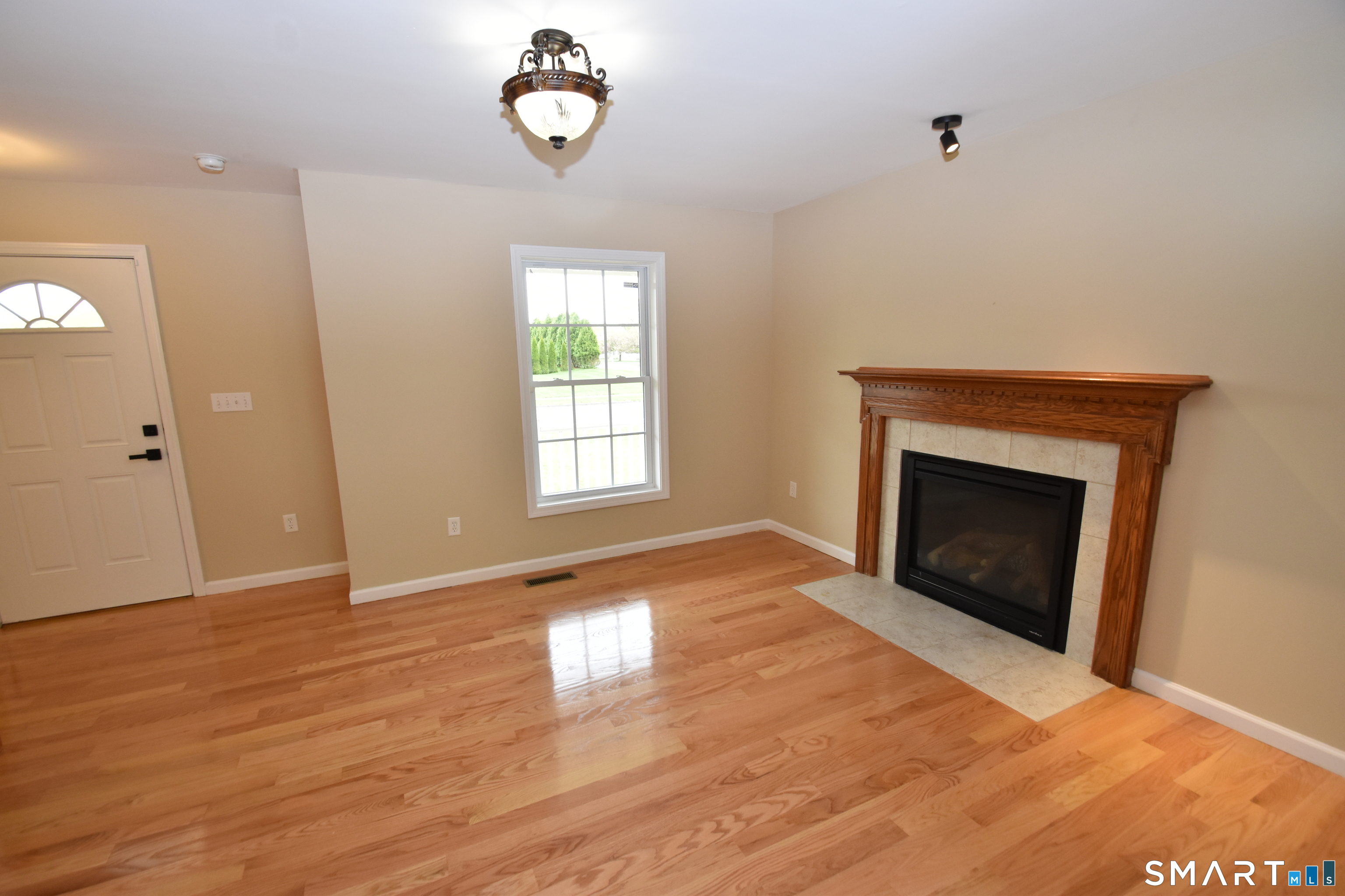 1 Morello Circle Windsor, CT 06095 - Photo 13 of 28