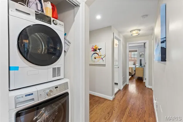 $449,498 | 7520 Buckingham Drive, Unit 1W, St. Louis, MO 63105