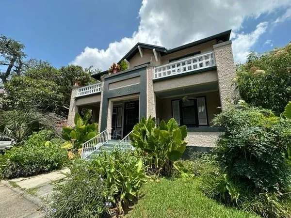 $1,975 | 3527 Camp Street, Unit A1, New Orleans, LA 70115