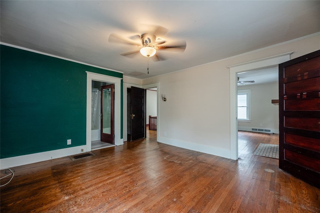 376 Barrington Street Rochester, NY 14607 - Photo 23 of 40 Gallery Image 23