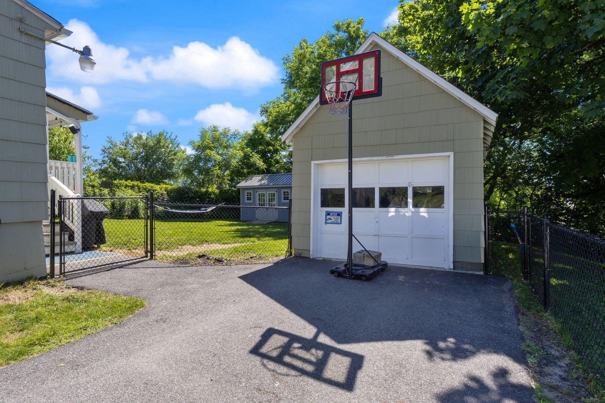31 Dill Street Lewiston, ME 04240 - Photo 25 of 29 Garage