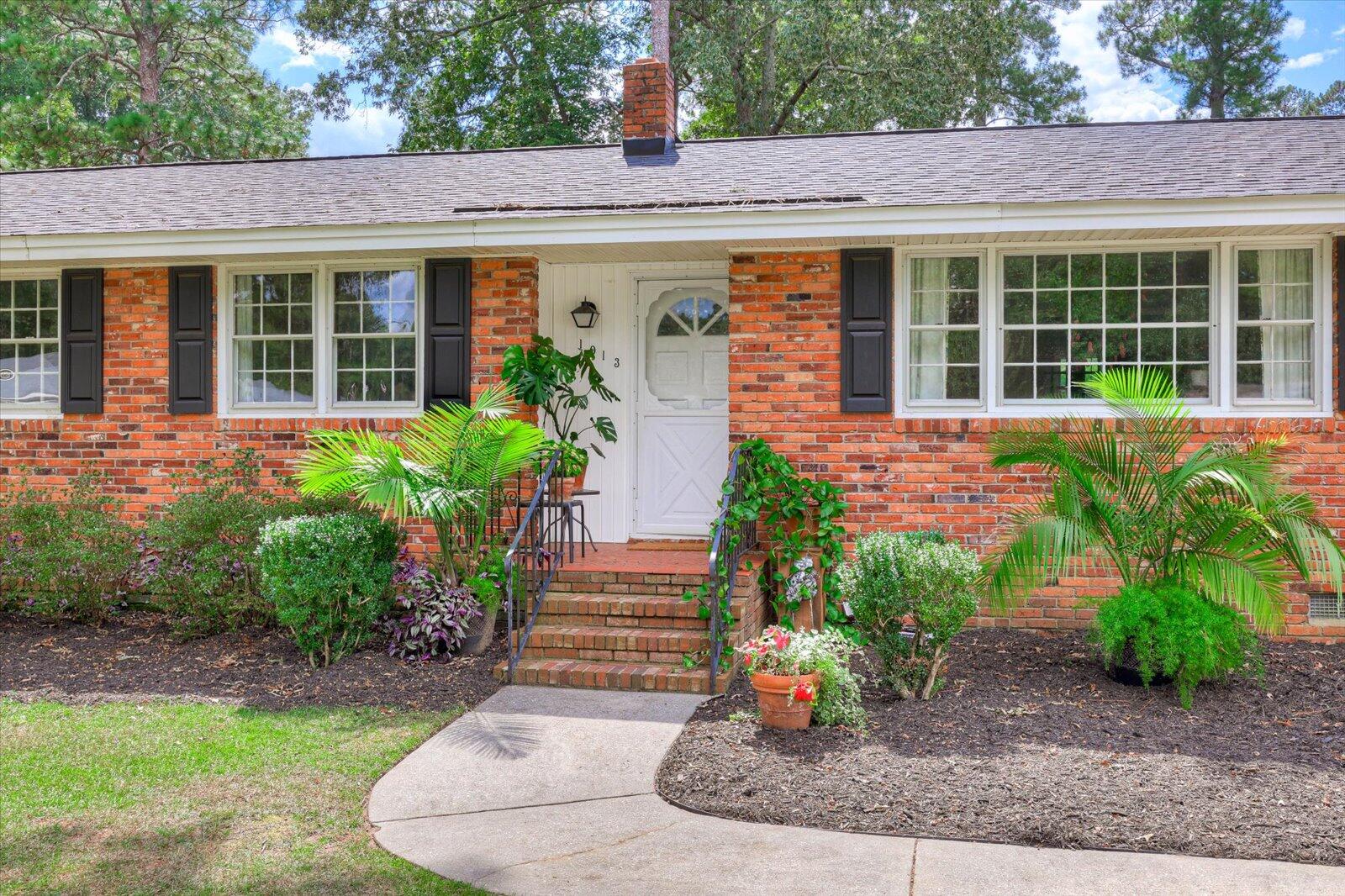 1013 Byrnes Road Southwest Aiken, SC 29803 - Photo 3 of 31