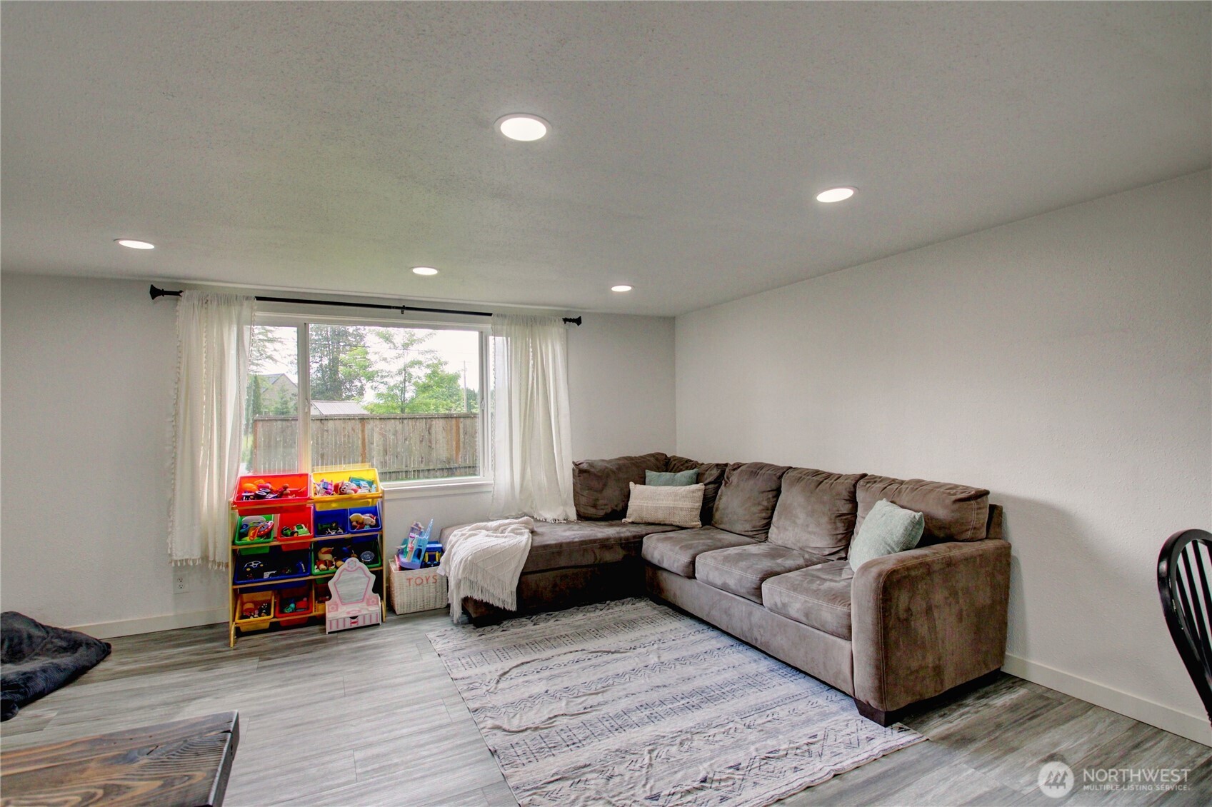 8892 Peavey Road Sedro-Woolley, WA 98284 - Photo 14 of 38
