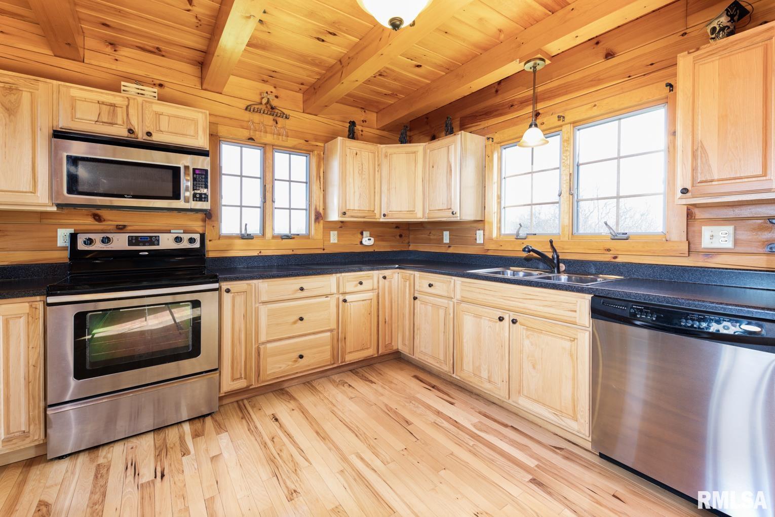 4951 Hoke Hill Road Table Grove, IL 61482 - Photo 8 of 26
