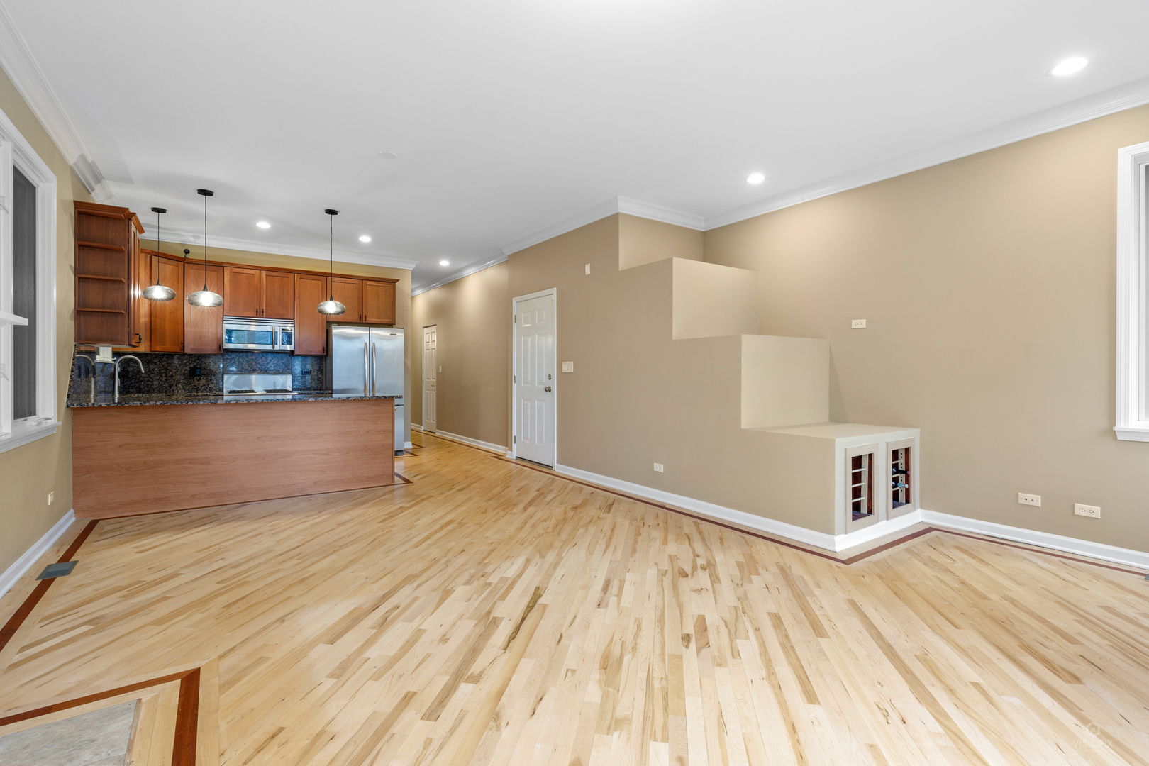 2029 West Rice Street, Unit 2 Chicago, IL 60622 - Photo 5 of 24