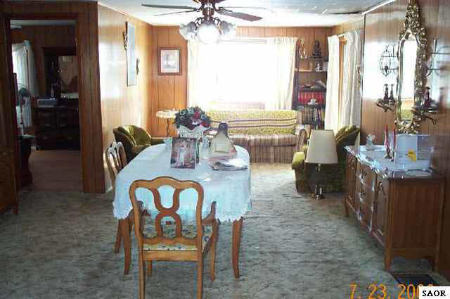 8460 Krouse Road Ovid, MI 48866 - Photo 6 of 9 43653-5.JPG