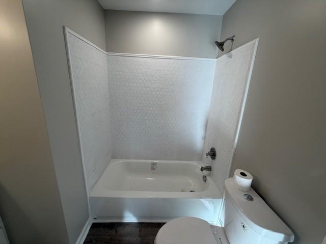 756 Old Summerville Road Northwest Rome, GA 30165 - Photo 12 of 21 a bathroom with a bathtub and toilet