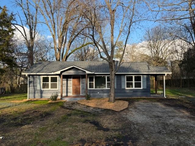 756 Old Summerville Road Northwest Rome, GA 30165 - Photo 3 of 21 front view of house with a yard