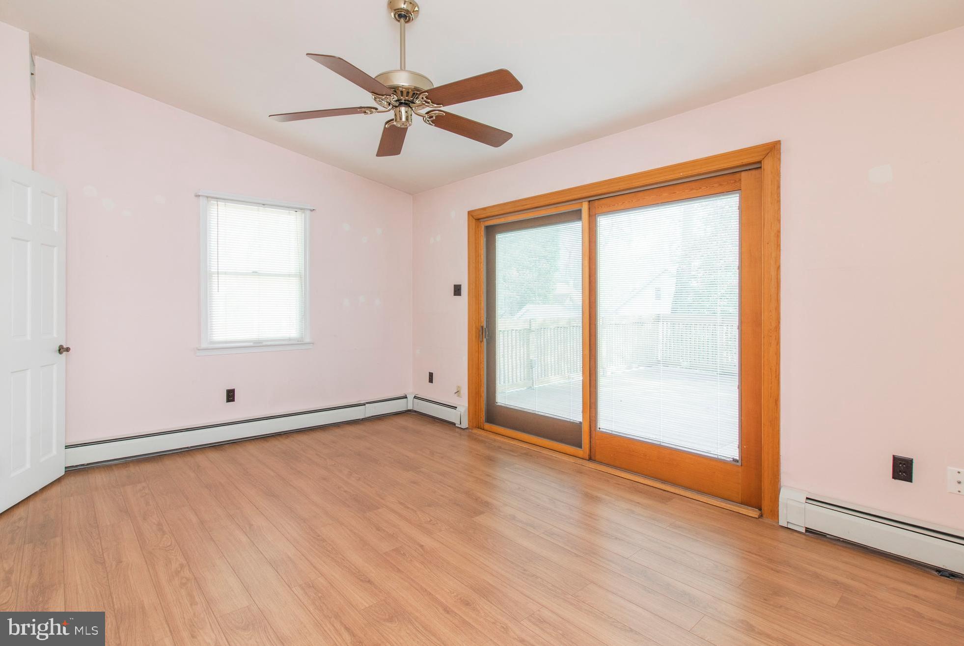 541 Strathmore Road Havertown, PA 19083 - Photo 14 of 35 Glass Sliders with Blinds