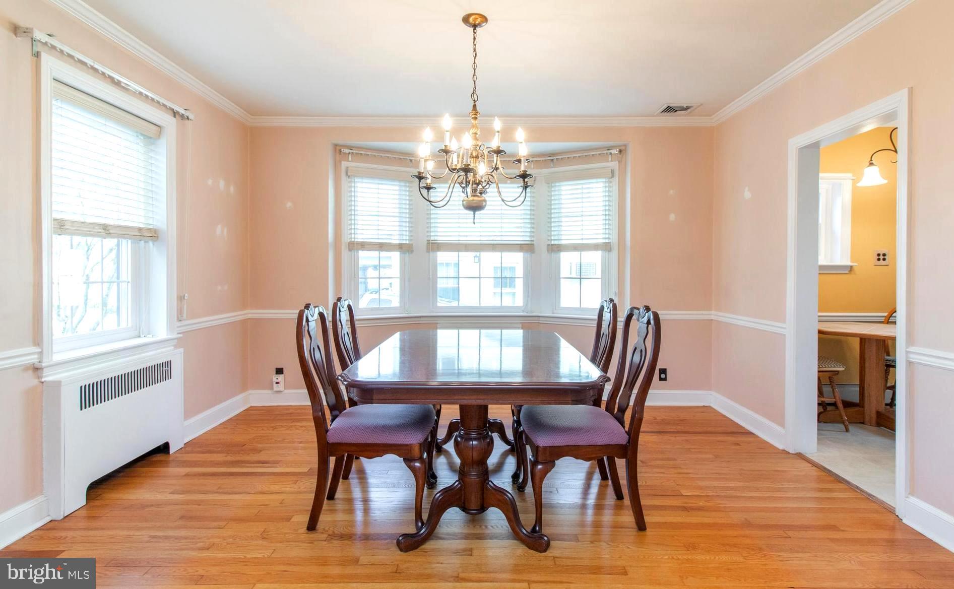 541 Strathmore Road Havertown, PA 19083 - Photo 7 of 35 Dining Room with Bay Window