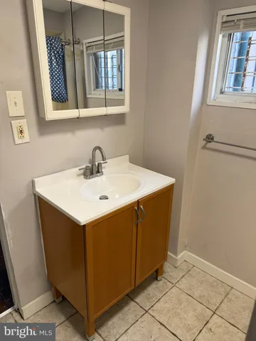 $1,375 | 1839 Sigel Street, Philadelphia, PA 19145