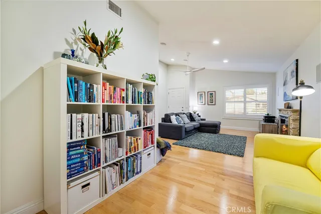 $785,000 | 21633 Turmeric Court, Saugus, CA 91350