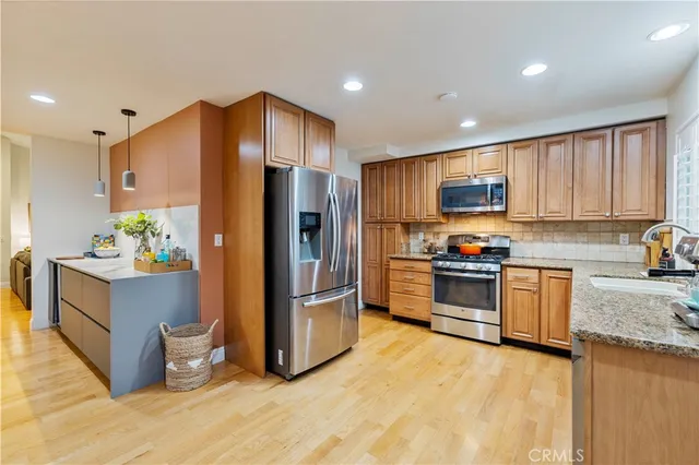 $785,000 | 21633 Turmeric Court, Saugus, CA 91350