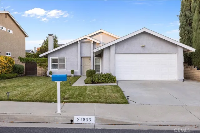 $785,000 | 21633 Turmeric Court, Saugus, CA 91350