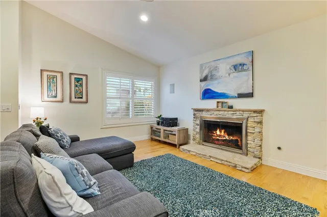 $785,000 | 21633 Turmeric Court, Saugus, CA 91350