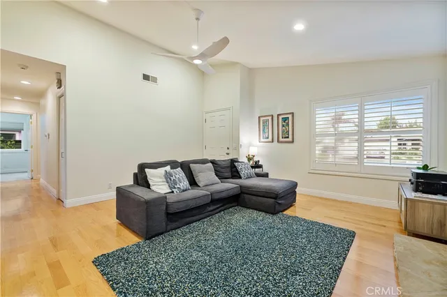 $785,000 | 21633 Turmeric Court, Saugus, CA 91350