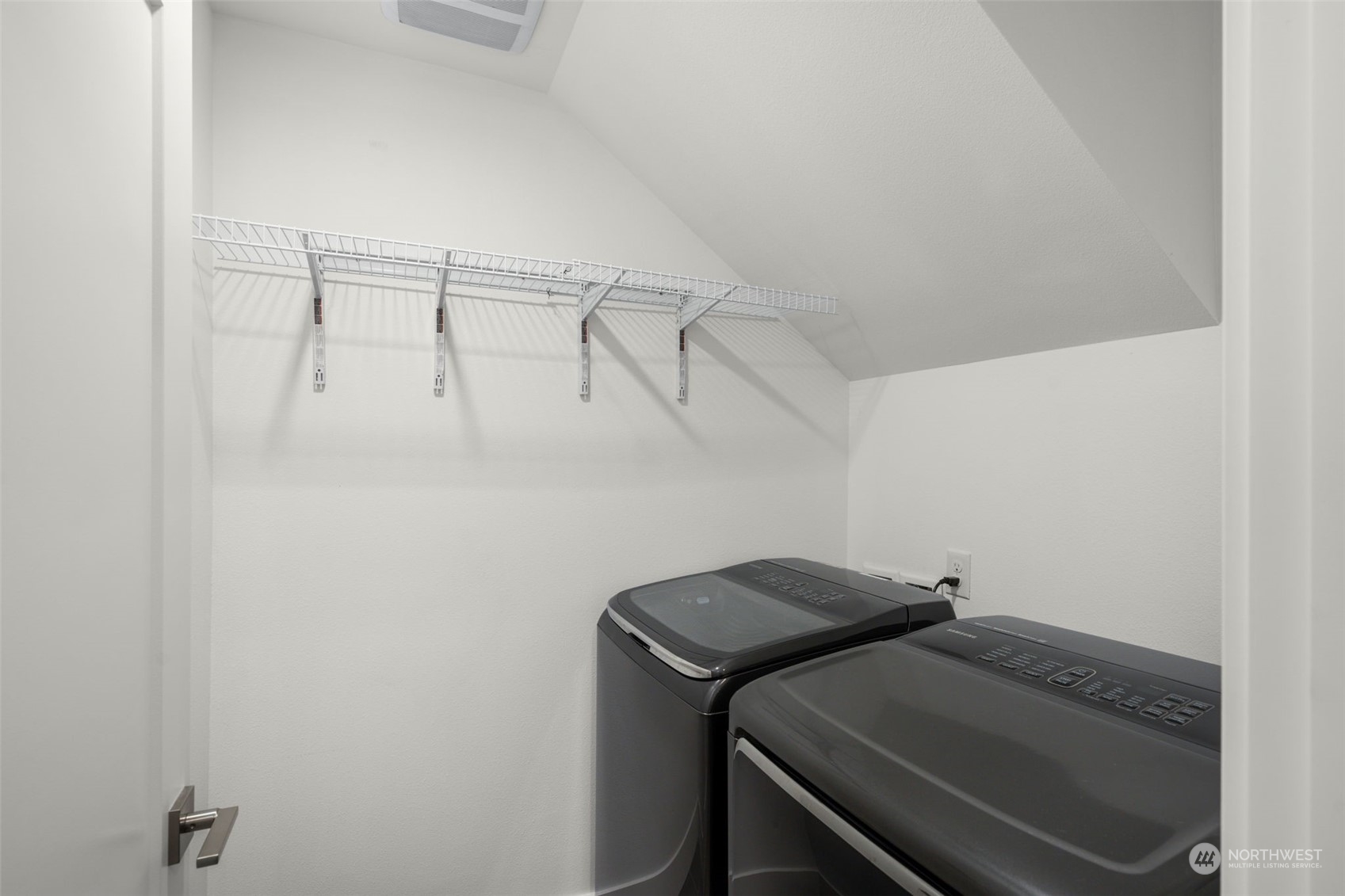 9604 Main Street, Unit B Bothell, WA 98011 - Photo 27 of 34 a utility room with dryer and washer