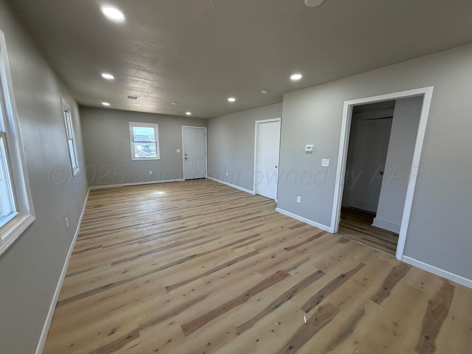 2408 Southwest 4th Avenue Amarillo, TX 79106 - Photo 5 of 7 03