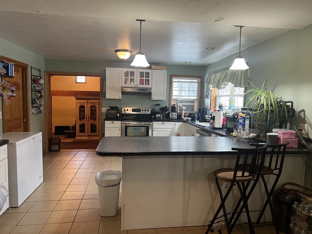 51 Exeter Street Fitchburg, MA 01420 - Photo 7 of 21