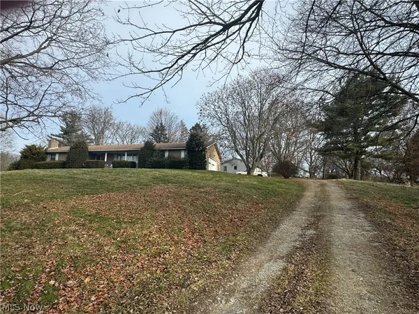 $166,000 | 10875 Dolphin Street Southwest, Beach City, OH 44608