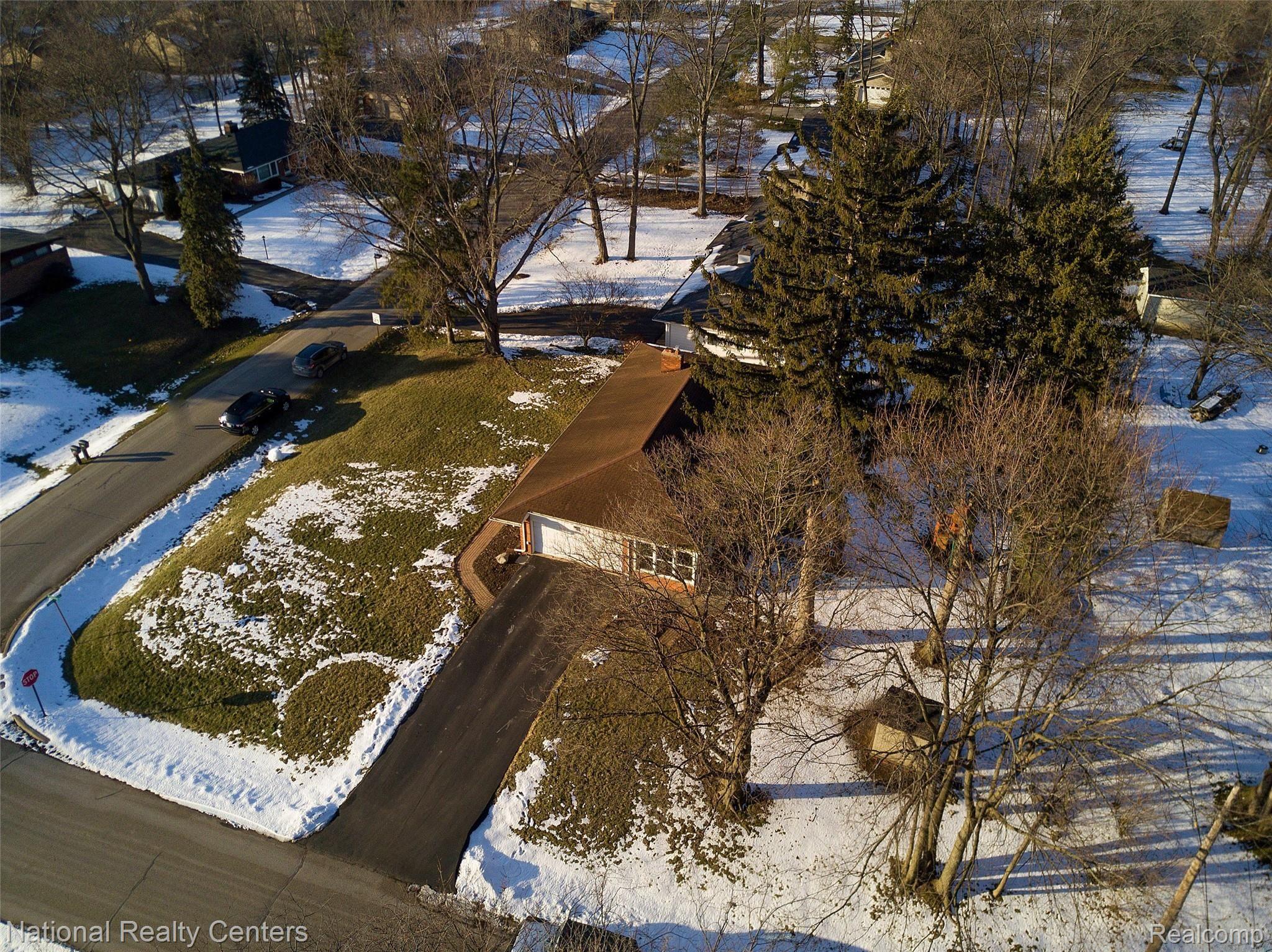 28218 Quail Hollow Road Farmington, MI 48331 - Photo 78 of 82 IMG-0079.jpg