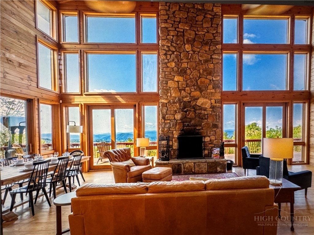 200 Summit Lodge Road Beech Mountain, NC 28604 - Photo 4 of 25