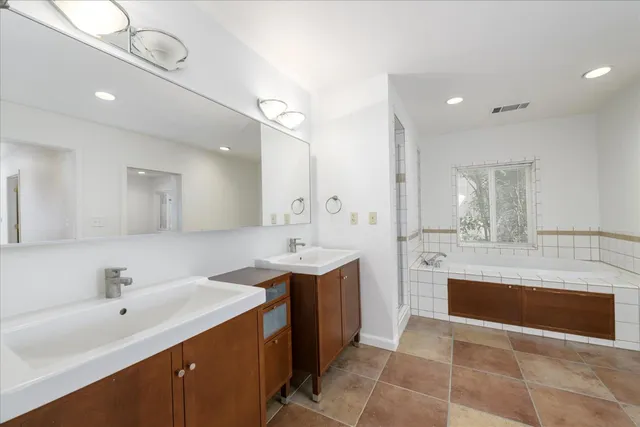 a view of a storage & utility room