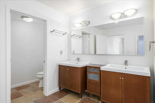 a view of front of house with a yard