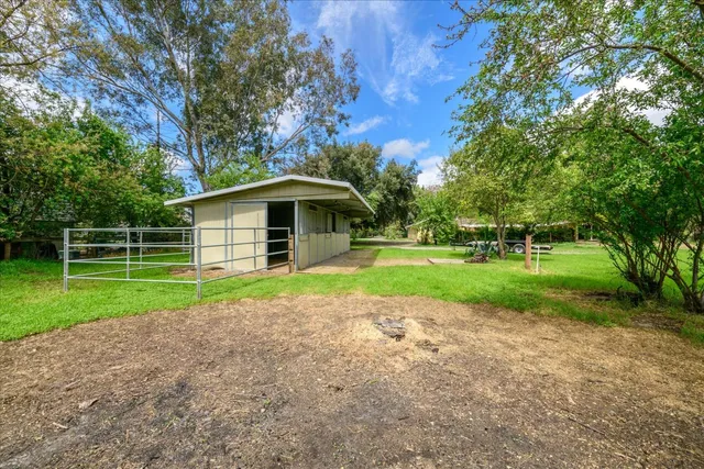 $1,050,000 | 39913 Sharon Avenue, Davis, CA 95616