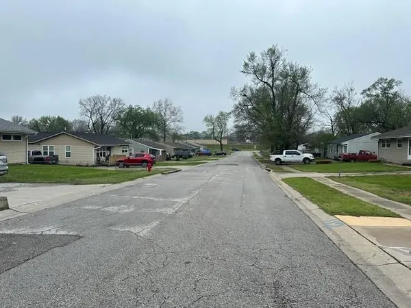 $119,900 | 112 Hollywood Boulevard, Belton, MO 64012