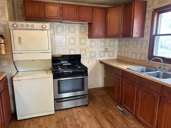 $119,900 | 112 Hollywood Boulevard, Belton, MO 64012