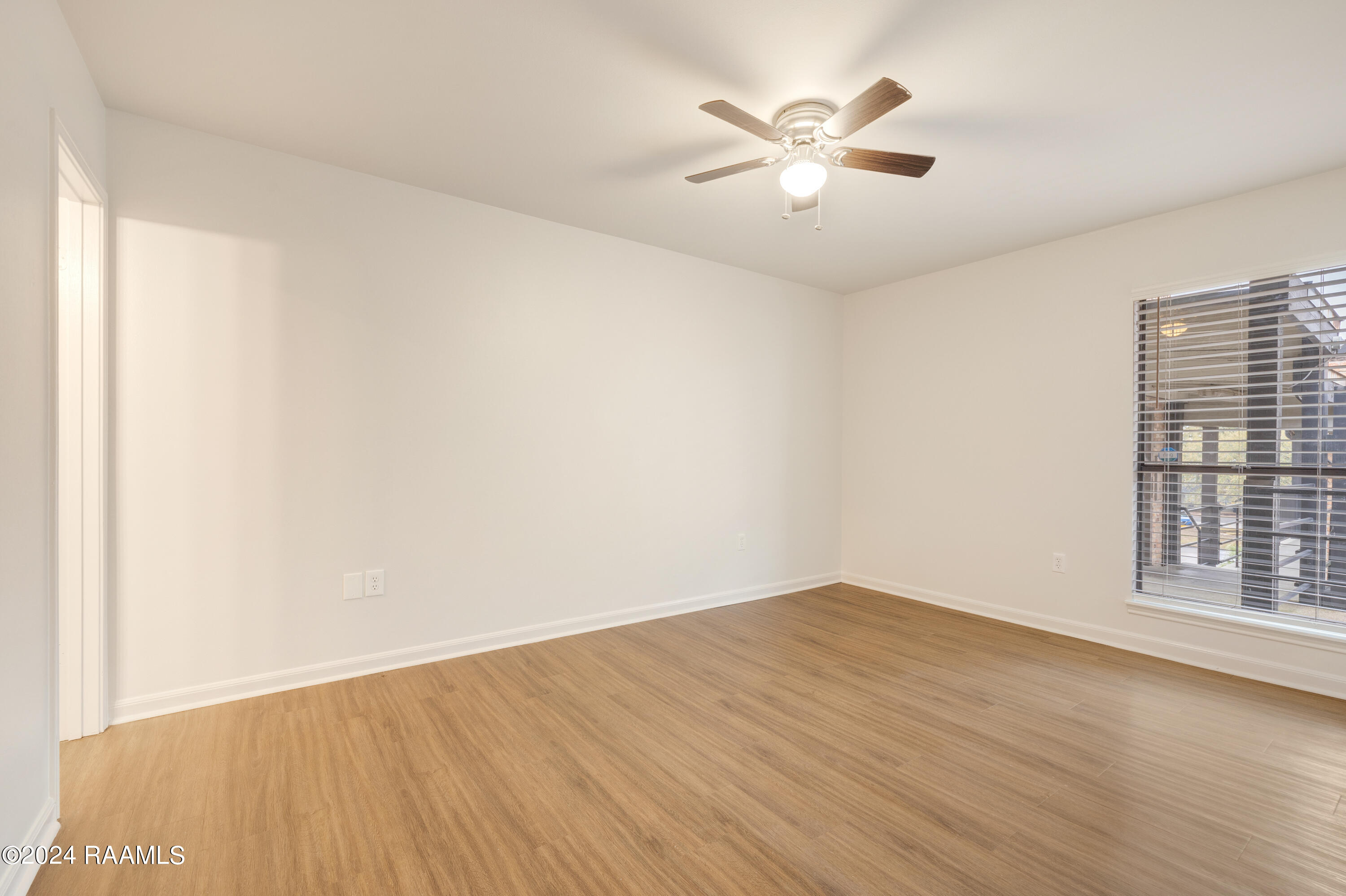 701 South College Road, Unit 314 Lafayette, LA 70503 - Photo 12 of 14 701 S College Dr #314-11
