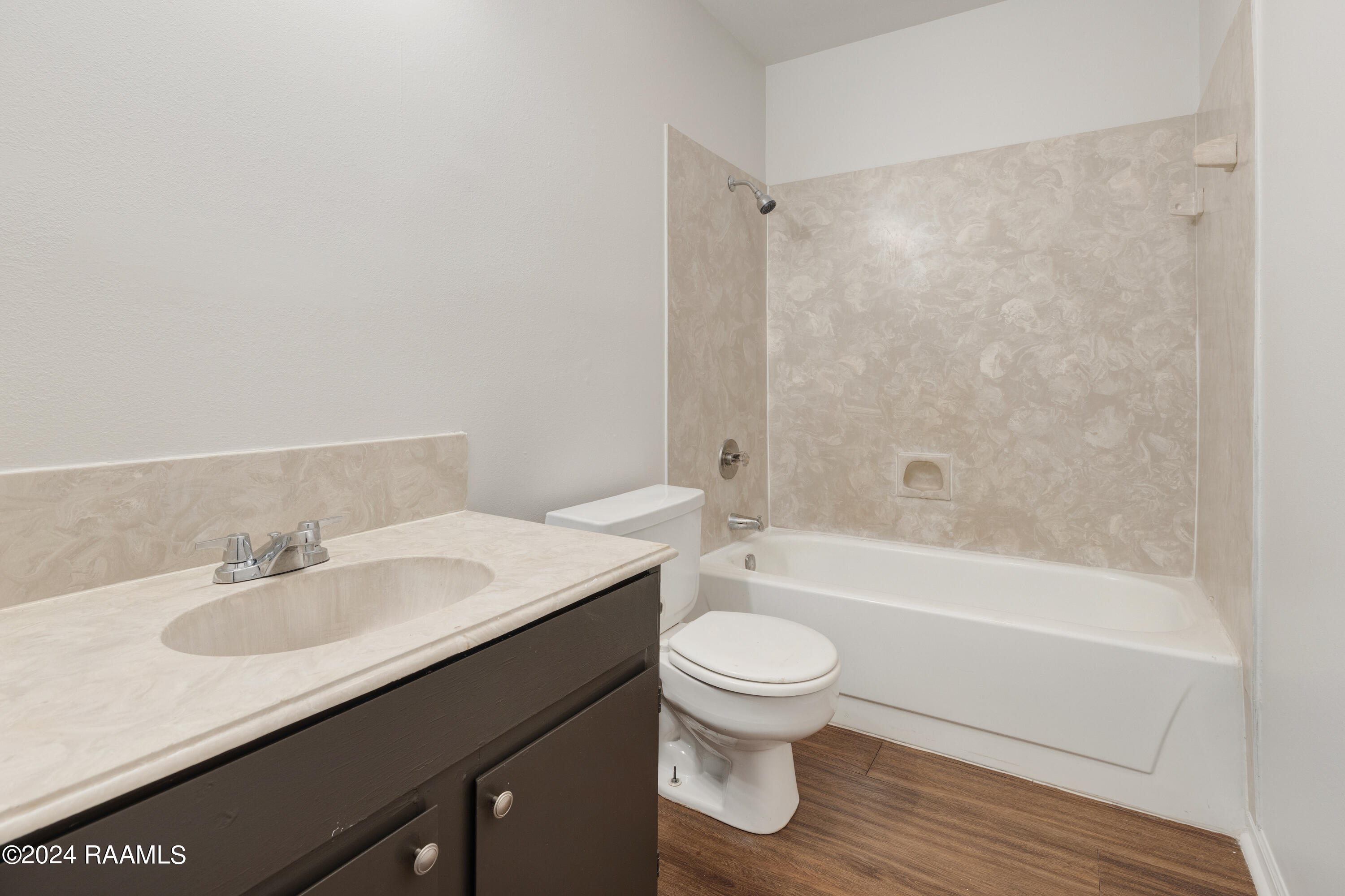 701 South College Road, Unit 314 Lafayette, LA 70503 - Photo 13 of 14 701 S College Dr #314-12