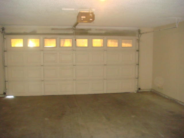 67235 Verona Road Cathedral City, CA 92234 - Photo 10 of 14 a view of an empty room and window
