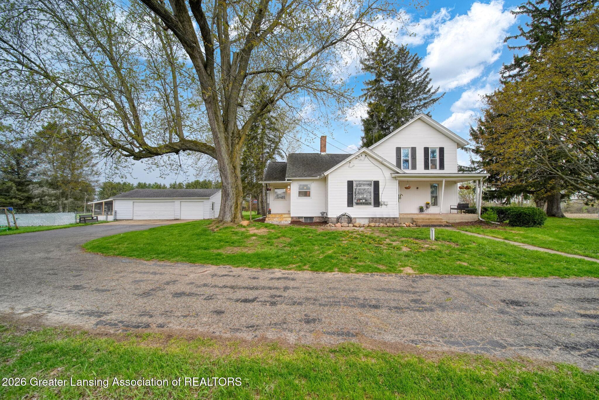 8379 Hall Road Bellevue, MI 49021 - Photo 2 of 68 1-web-or-mls-DSC08593_HDR