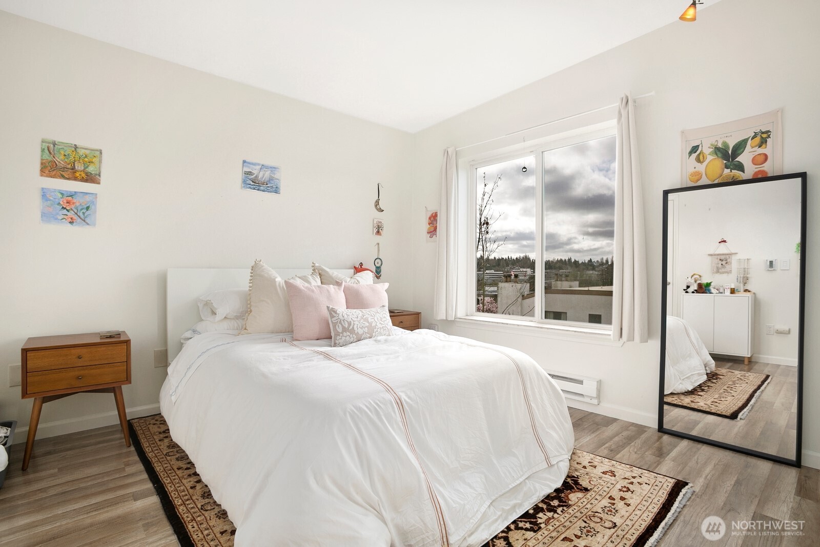 2117 North 107th Street, Unit 402 Seattle, WA 98133 - Photo 12 of 27