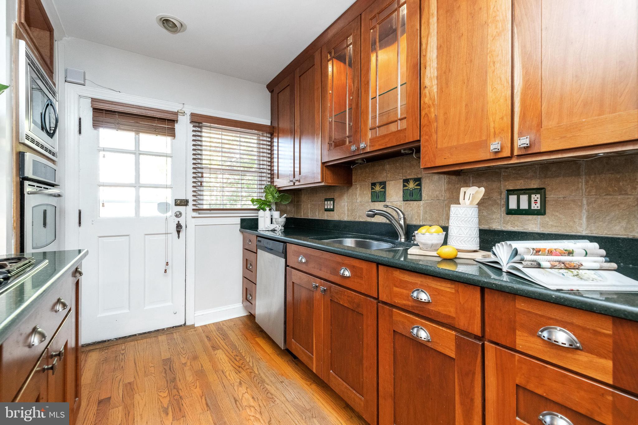 3800 Ednor Road Baltimore, MD 21218 - Photo 14 of 43