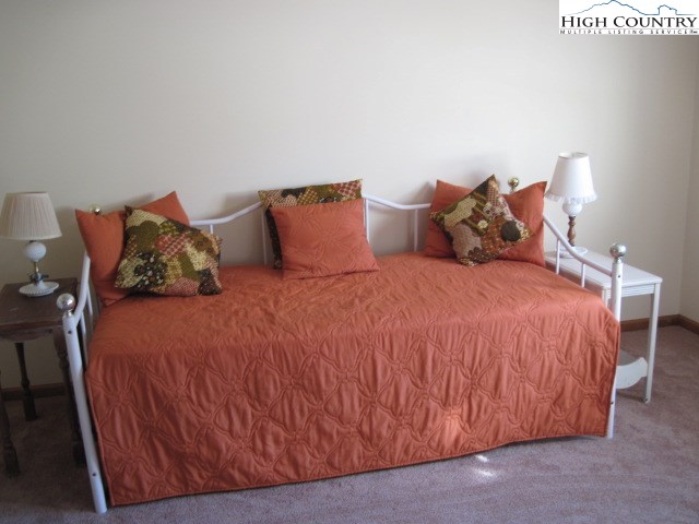 182 Pine Ridge Loop Newland, NC 28657 - Photo 24 of 28 Gallery Image 24