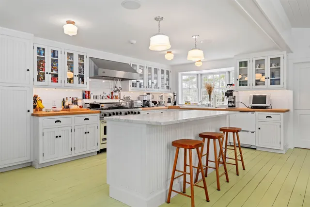 $4,975,000 | 527 Benson Road, Manchester, VT 05255