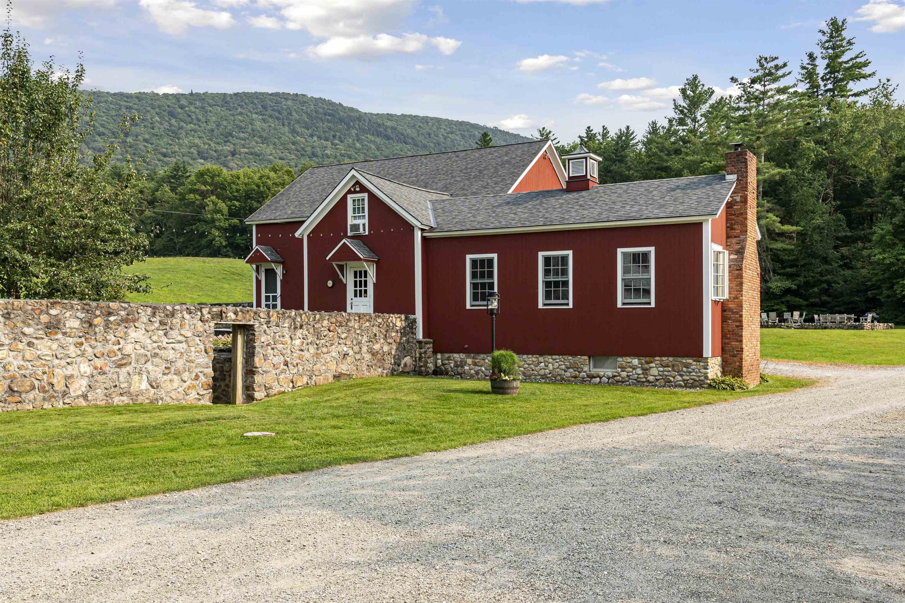 527 Benson Road Manchester, VT 05255 - Photo 27 of 38