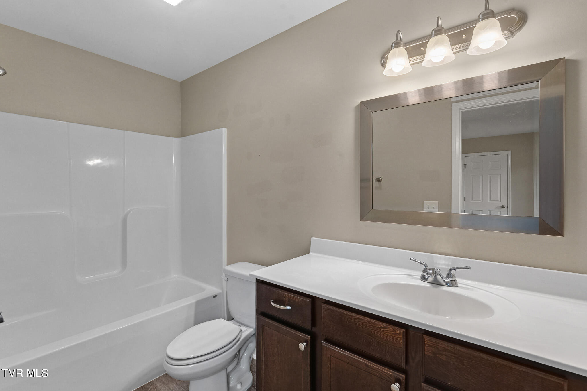 2927 Watauga Road, Unit 3 Johnson City, TN 37601 - Photo 14 of 19 Watauga u3 11