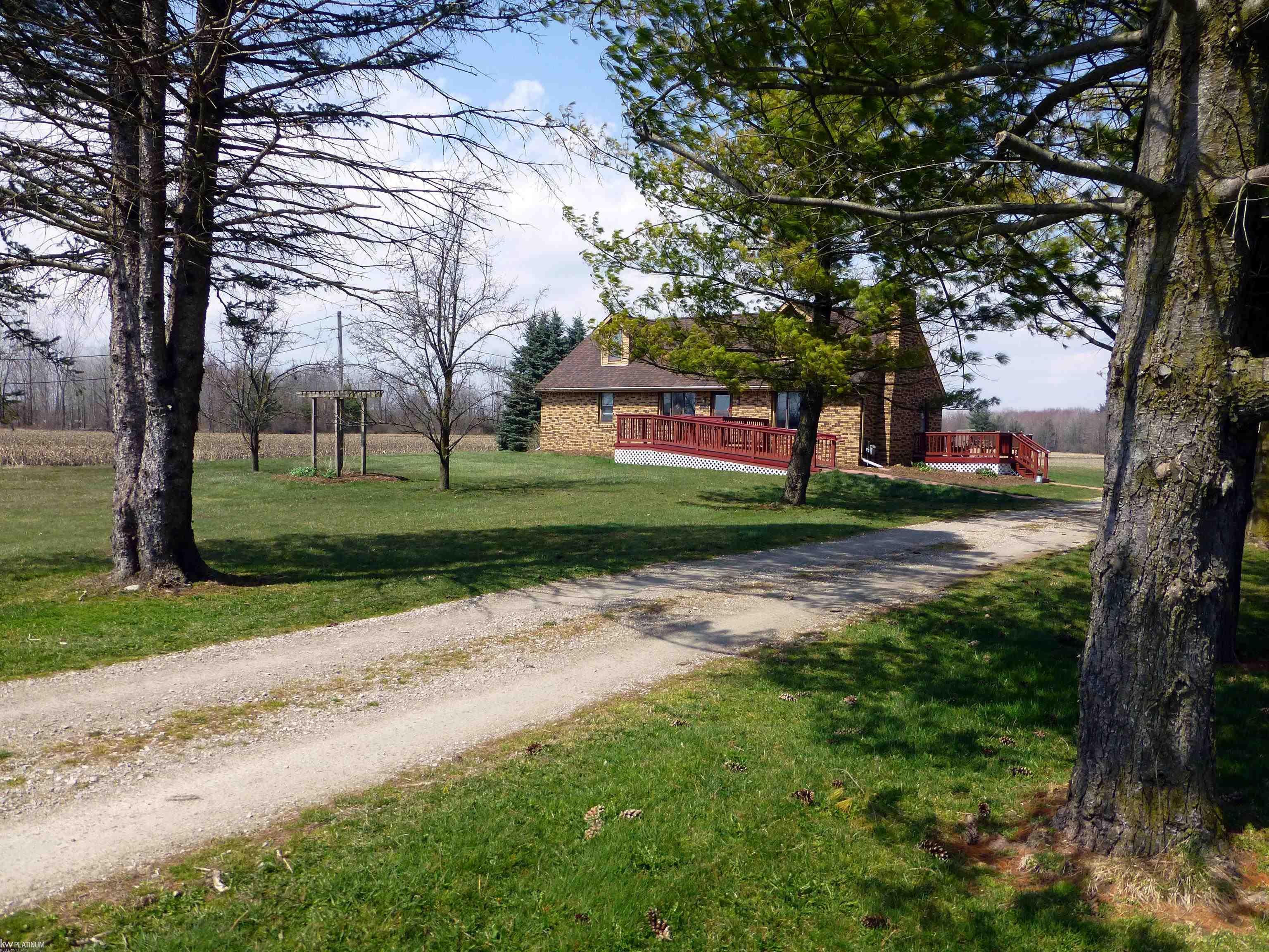 9880 Puttygut Road Casco, MI 48064 - Photo 7 of 64 50138182-ab0050b3-8400-4343-a738-14b388ed5577.JPG