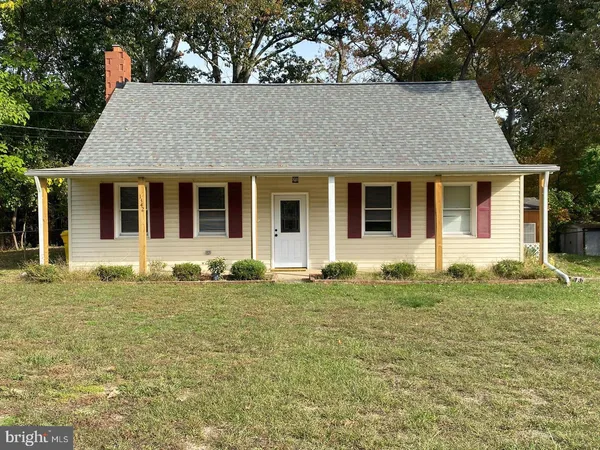 front view of house with a yard