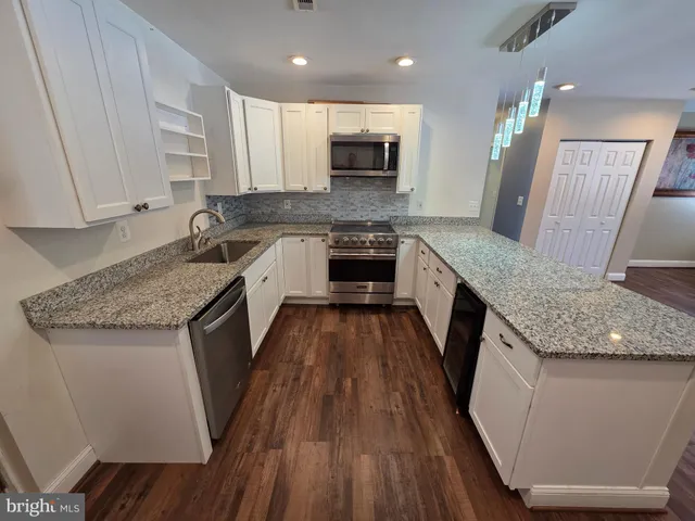 $2,850 | 1342 Edna Road, Pasadena, MD 21122